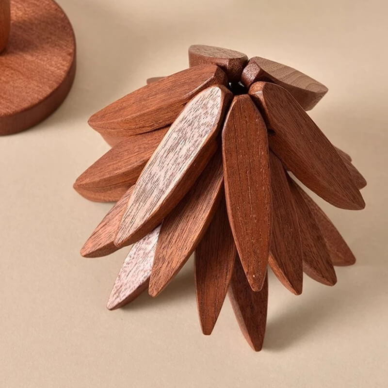 Pinea™ | Nordisk design der beskytter og forskønner dit bord