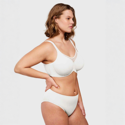CloudEase™ | Få en slankere silhuet uden at flade barmen