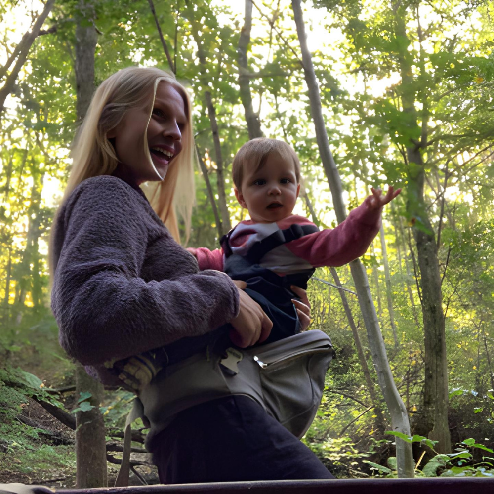 HipCarry™ | Ergonomisk komfort, der gør det nemt at bære barnet